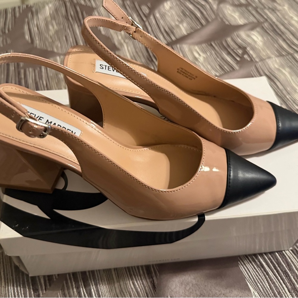 Steve Madden Beige Patent Slingback Pumps with Black Pointed Cap Toe